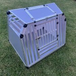 Šunų transportavimo narvas Toyota C-HR automobiliui. Šuns transportavimo boksas